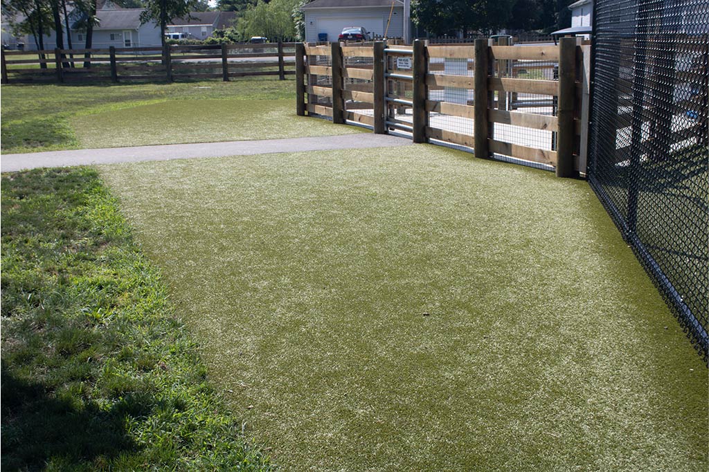 Central Bark Dog Park - whitehall dog park columbus 6