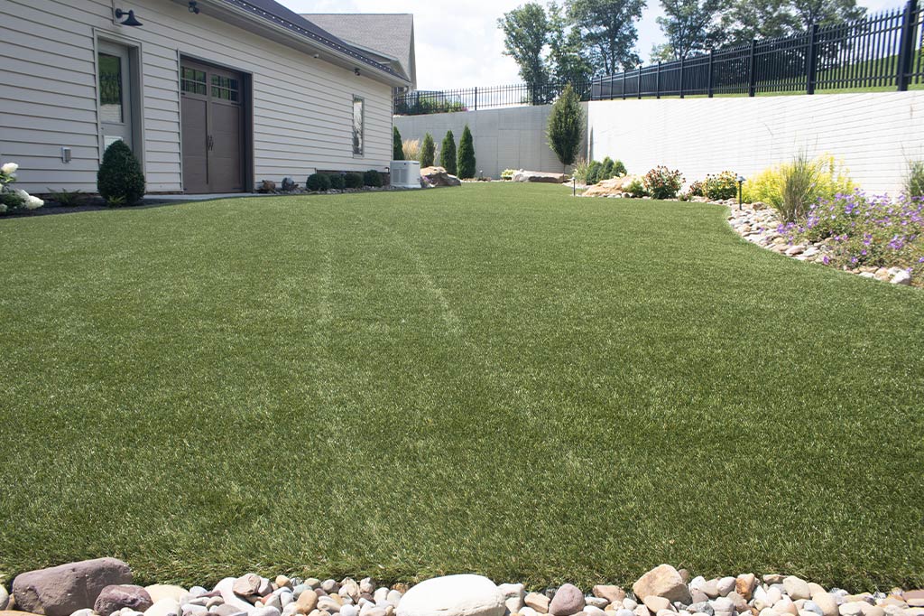 Berlin Backyard - troyer residence 2