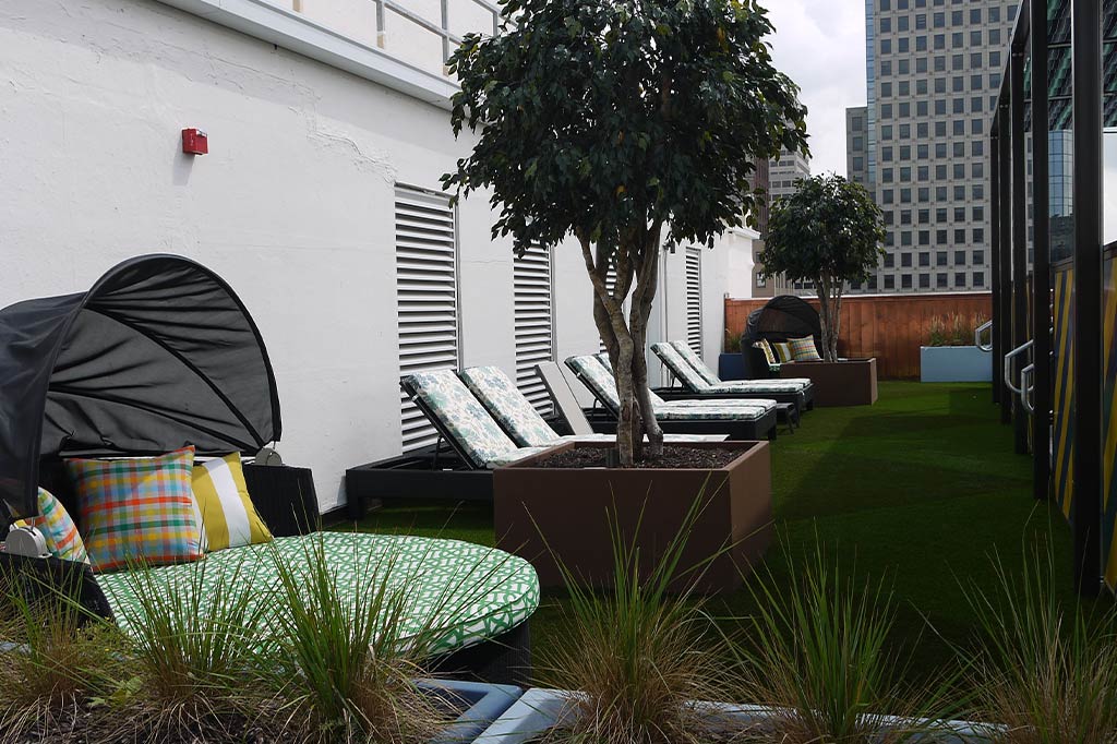 City Club Apartments - Image 1