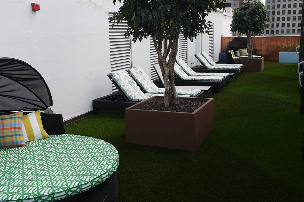 City Club Apartments - Image 2