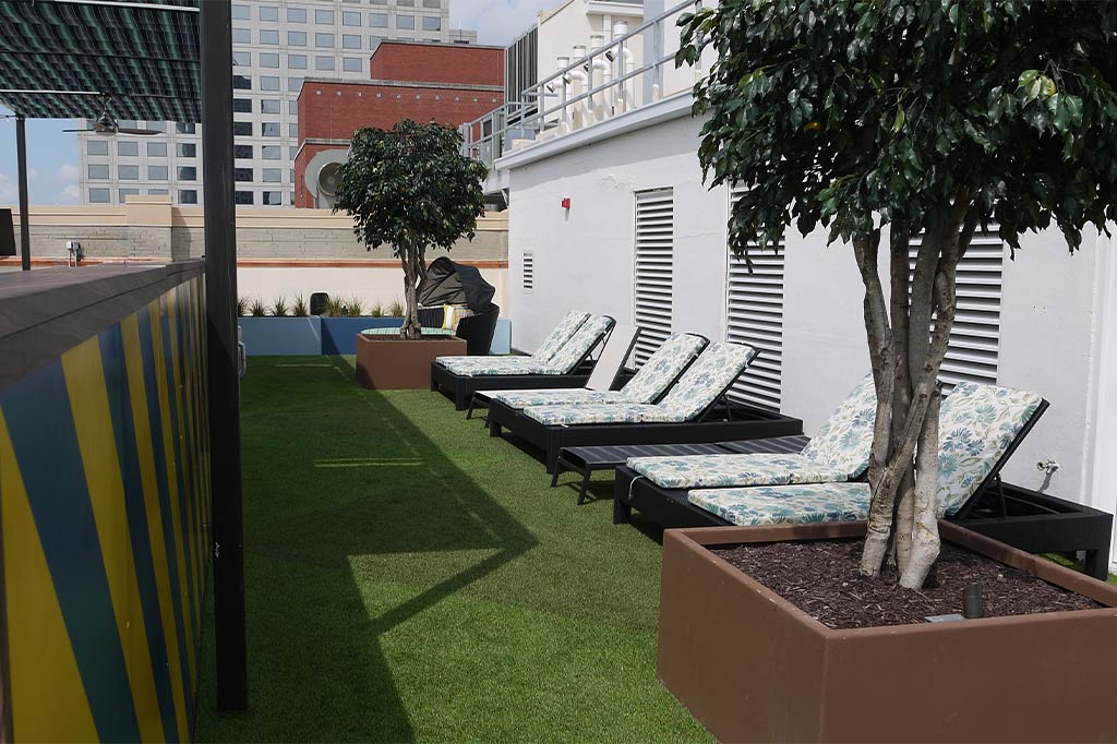 City Club Apartments - Image 4